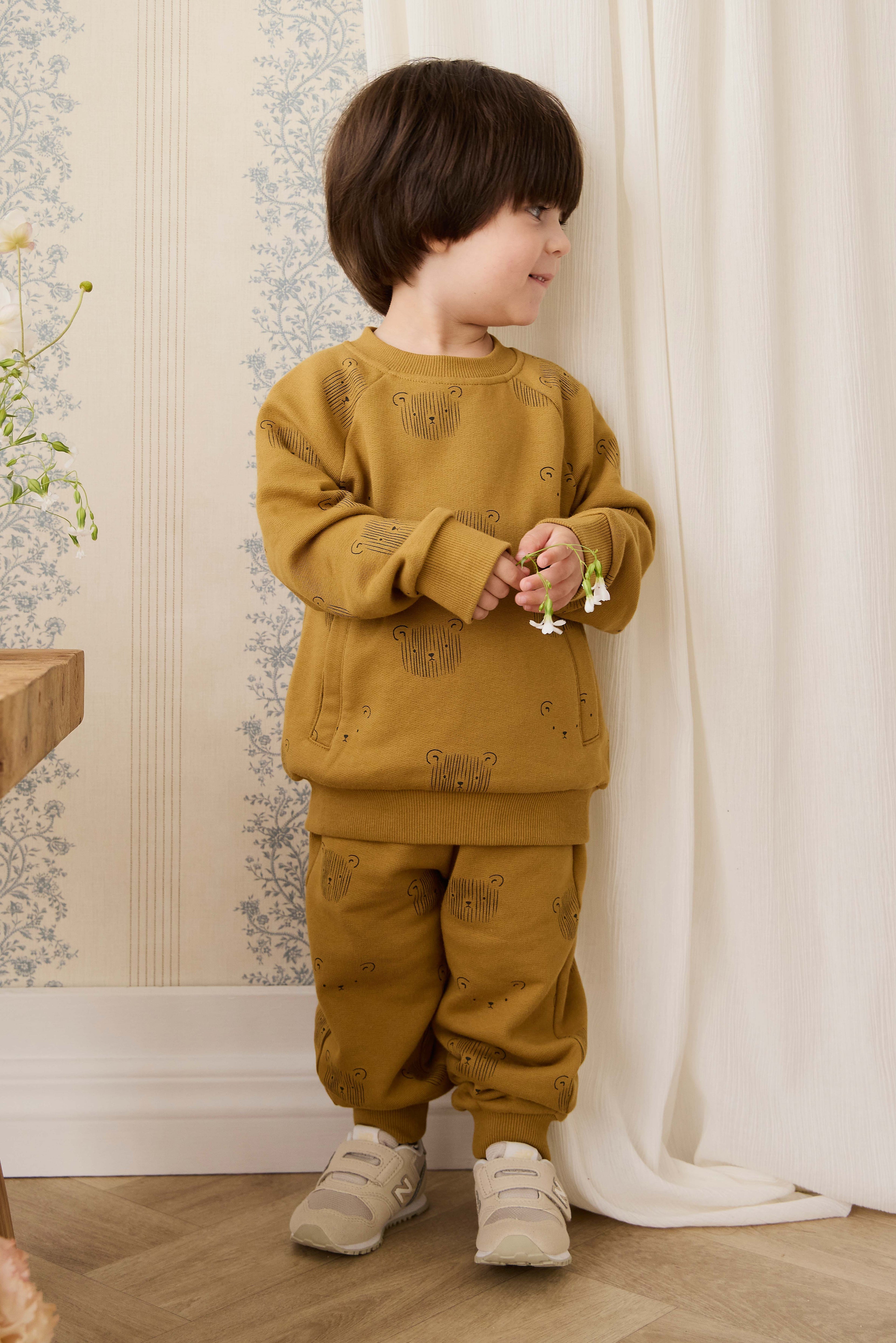 Pantalon de jogging en coton biologique – Motif visage d'ours en sarrasin